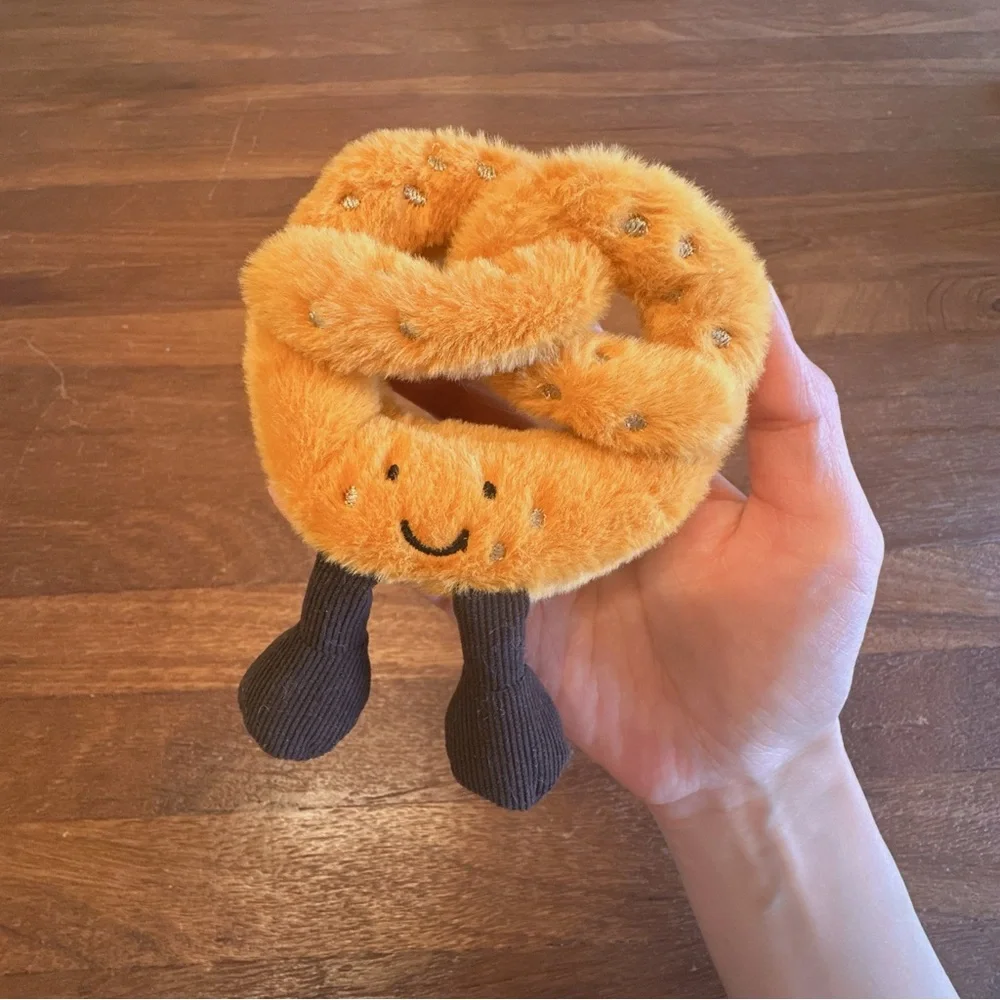 Pretzel Plush Keychain Kawaii Soft Mini Plush Bag Charm Cute Food Plush Gift